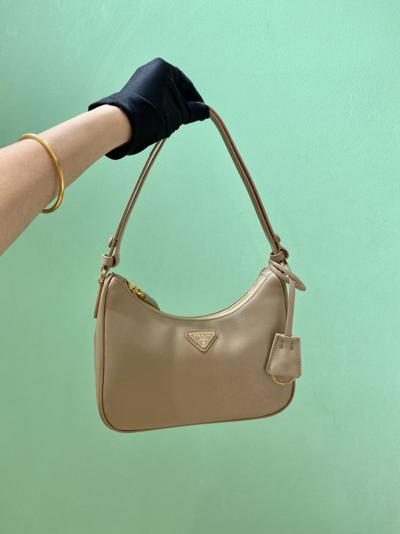 Pra*a hobo bags